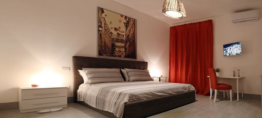 Brothers Vomero 3* Neapel